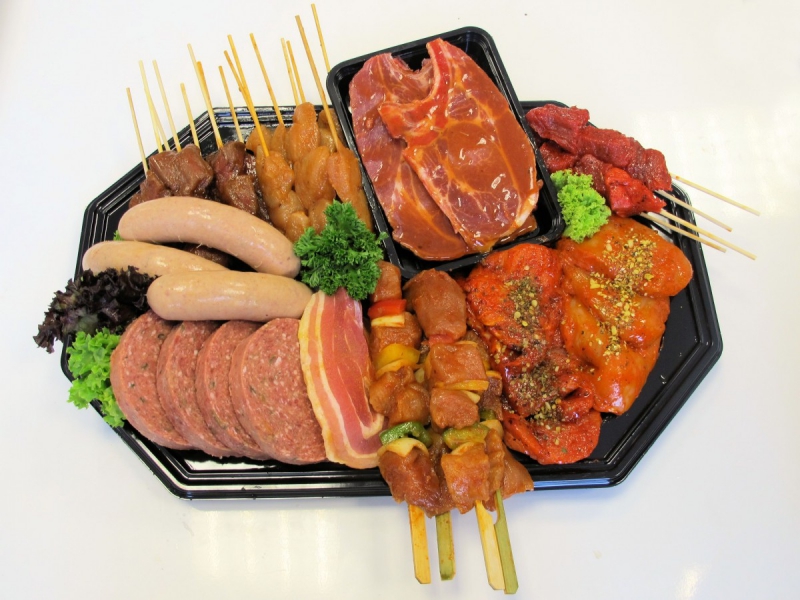 boucherie-TOURNEFORT-min_bbq_butcher_shop_supermarket_meal_party-766127